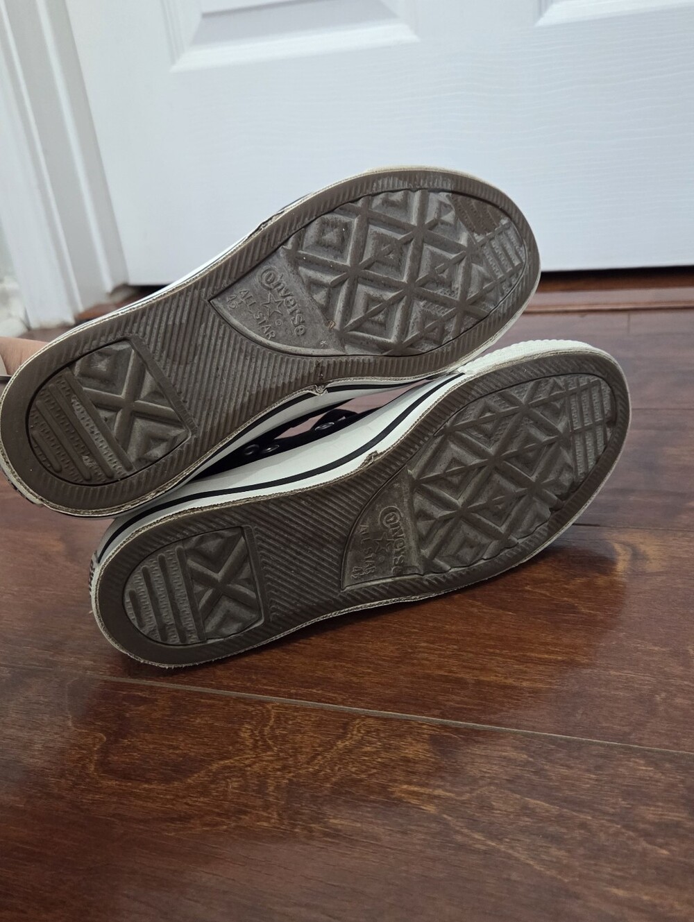 Converse Chuck Taylor All Star Low Top Black Canvas Sneakers Womens 6.5 Mens 4.5 - Picture 8 of 9